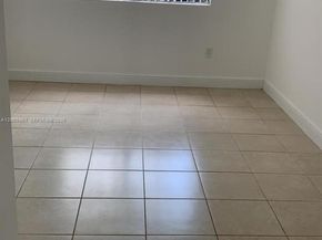7090 NW 179th St 108, Hialeah FL 33015
