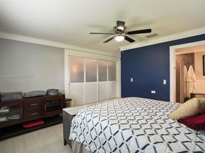 1051 NW 88th Way, Plantation FL 33322