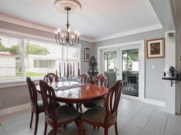 1051 NW 88th Way, Plantation FL 33322