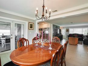 1051 NW 88th Way, Plantation FL 33322