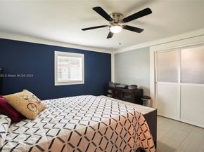 1051 NW 88th Way, Plantation FL 33322
