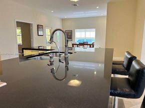 803 Vista Meadows Dr, Weston FL 33327