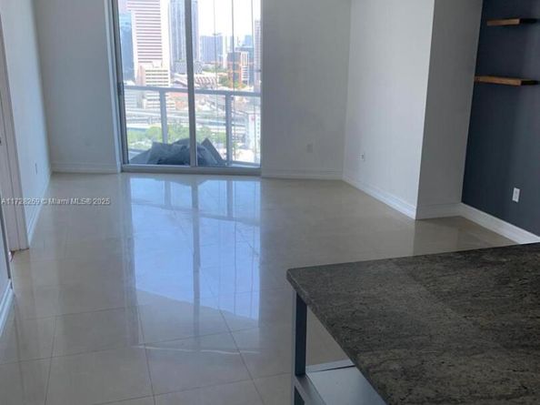 185 SW 7th St 2505, Miami FL 33130
