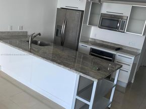 185 SW 7th St 2505, Miami FL 33130