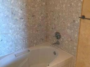 185 SW 7th St 2505, Miami FL 33130