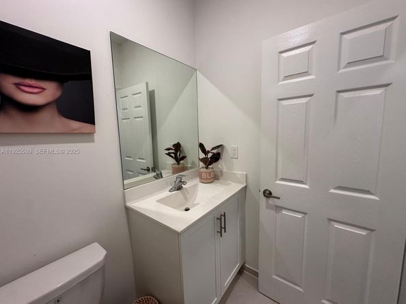 22952 SW 127th Ct 1, Miami FL 33170