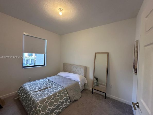 22952 SW 127th Ct 1, Miami FL 33170