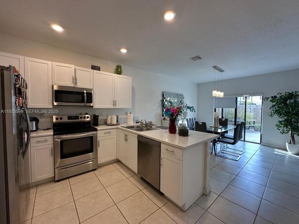 22952 SW 127th Ct 1, Miami FL 33170