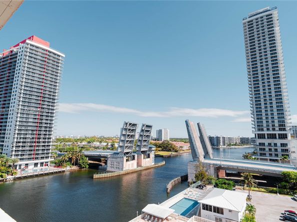 1817 S Ocean driv 918, Hallandale Beach FL 33009