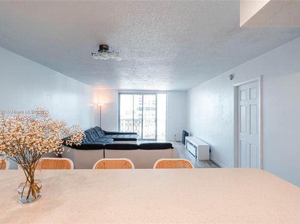 1817 S Ocean driv 918, Hallandale Beach FL 33009