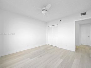 Undisclosed Address #A11908984, Hollywood FL 33021