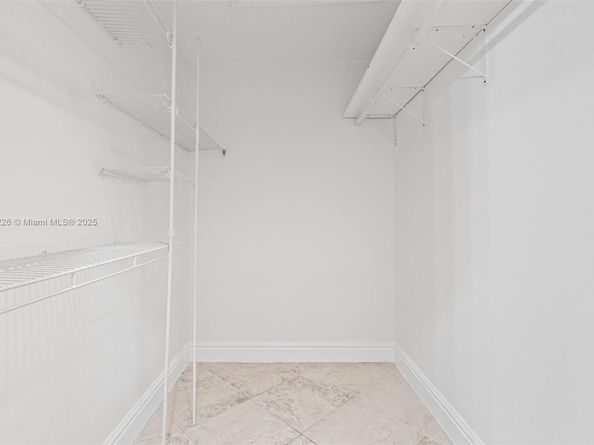 8336 NW 37th Pl, Sunrise FL 33351