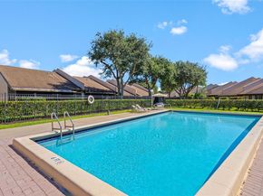 8336 NW 37th Pl, Sunrise FL 33351