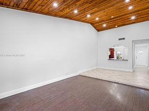 8336 NW 37th Pl, Sunrise FL 33351