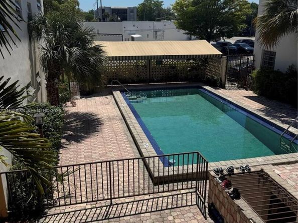 13655 NE 10th Ave 208, North Miami FL 33161