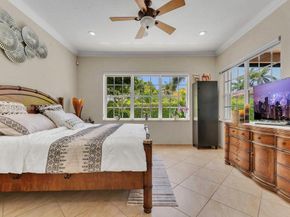 800 Lavender Cir, Weston FL 33327