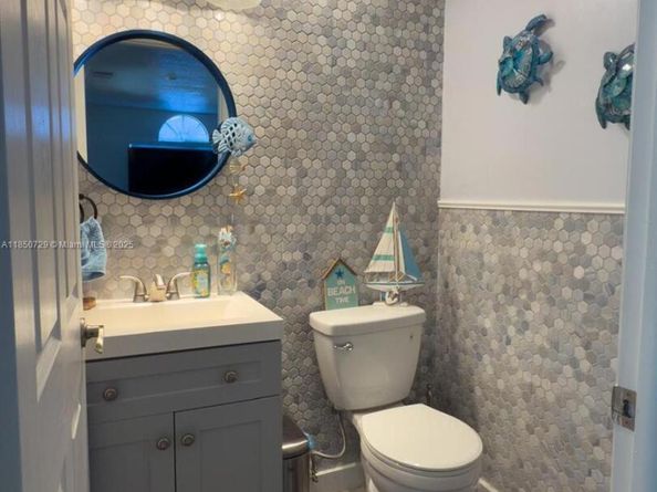 13910 SW 163rd St, Miami FL 33177