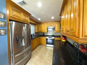 13910 SW 163rd St, Miami FL 33177