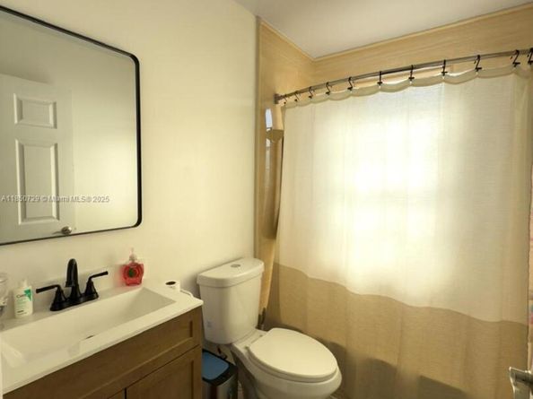 13910 SW 163rd St, Miami FL 33177