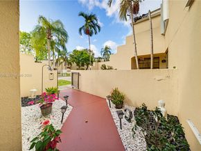 12984 SW 88th Ln B104, Miami FL 33186