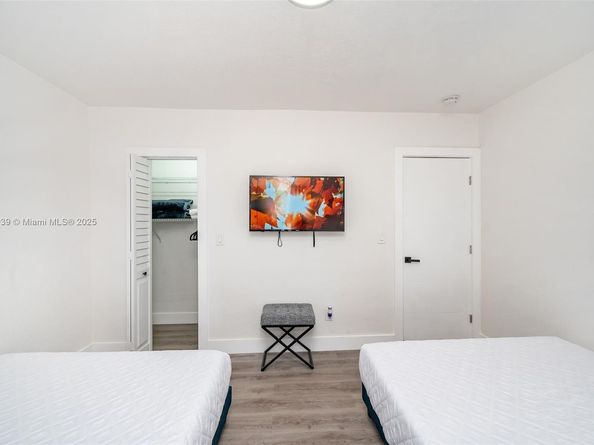 5505 NW 5th Ct, Miami FL 33127