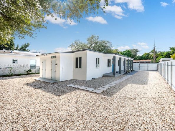 5505 NW 5th Ct, Miami FL 33127