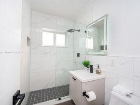 5505 NW 5th Ct, Miami FL 33127