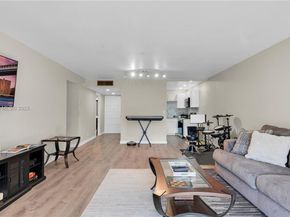 6301 N Falls Cir Dr 206, Lauderhill FL 33319