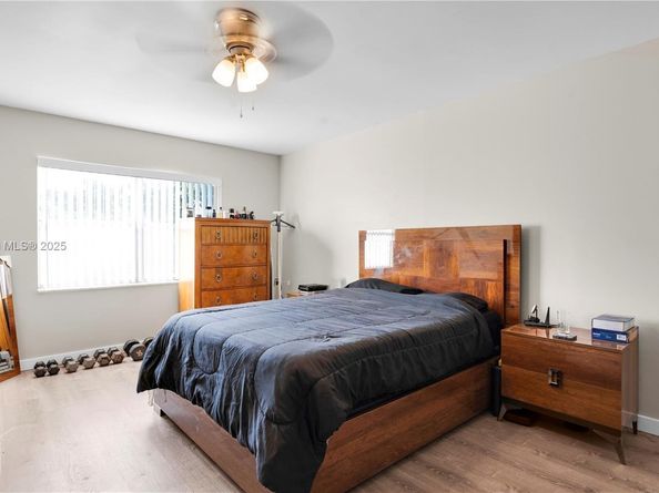 6301 N Falls Cir Dr 206, Lauderhill FL 33319