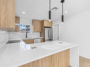 1116 N 31st Ave, Hollywood FL 33021