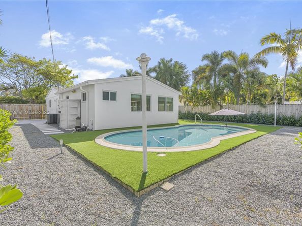 1116 N 31st Ave, Hollywood FL 33021