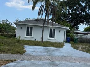 19131 NW 33rd Ct, Miami Gardens FL 33056