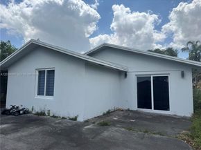 19131 NW 33rd Ct, Miami Gardens FL 33056