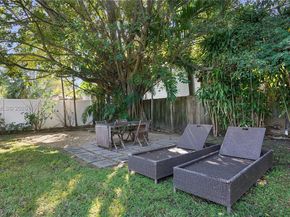 7710 Beachview Dr, North Bay Village FL 33141