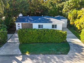 7710 Beachview Dr, North Bay Village FL 33141