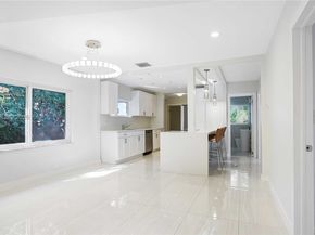 7710 Beachview Dr, North Bay Village FL 33141