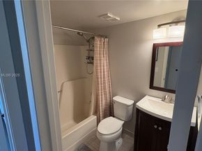 7118 Golf Colony Ct 103, Lake Worth FL 33467