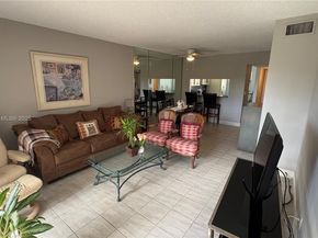 7118 Golf Colony Ct 103, Lake Worth FL 33467