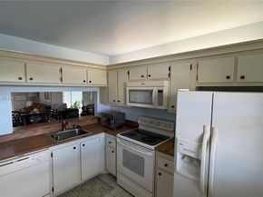 7118 Golf Colony Ct 103, Lake Worth FL 33467