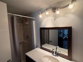 7118 Golf Colony Ct 103, Lake Worth FL 33467