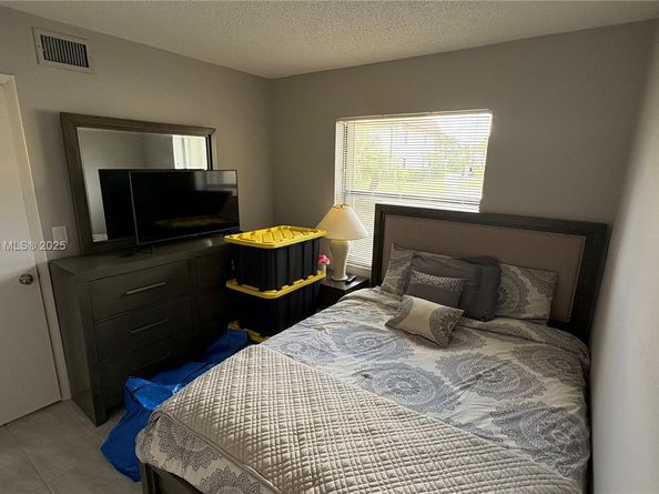 7118 Golf Colony Ct 103, Lake Worth FL 33467