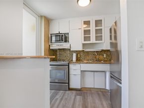 2400 NE 9th St 201, Fort Lauderdale FL 33304