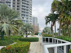 3802 NE 207th St 1204, Aventura FL 33180