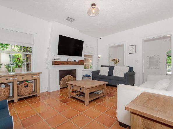 1218 Madrid St, Coral Gables FL 33134