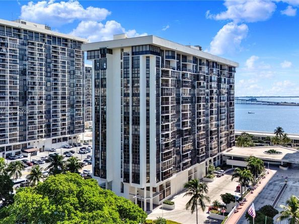 1915 Brickell Ave C1101, Miami FL 33129