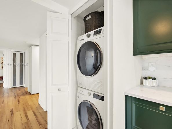 1915 Brickell Ave C1101, Miami FL 33129