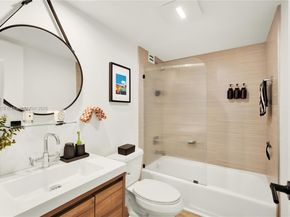 1915 Brickell Ave C1101, Miami FL 33129