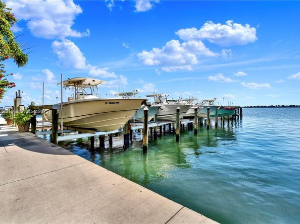 1915 Brickell Ave C1101, Miami FL 33129