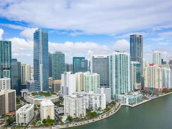 1435 Brickell Ave 3106, Miami FL 33131
