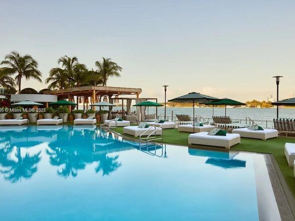 1100 West Ave 1402, Miami Beach FL 33139